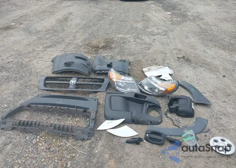 2017 Ram Promaster 1500 Low Roof 136 Wb z USA, uszkodzony, nr VIN 3C6TRVAG4HE552686